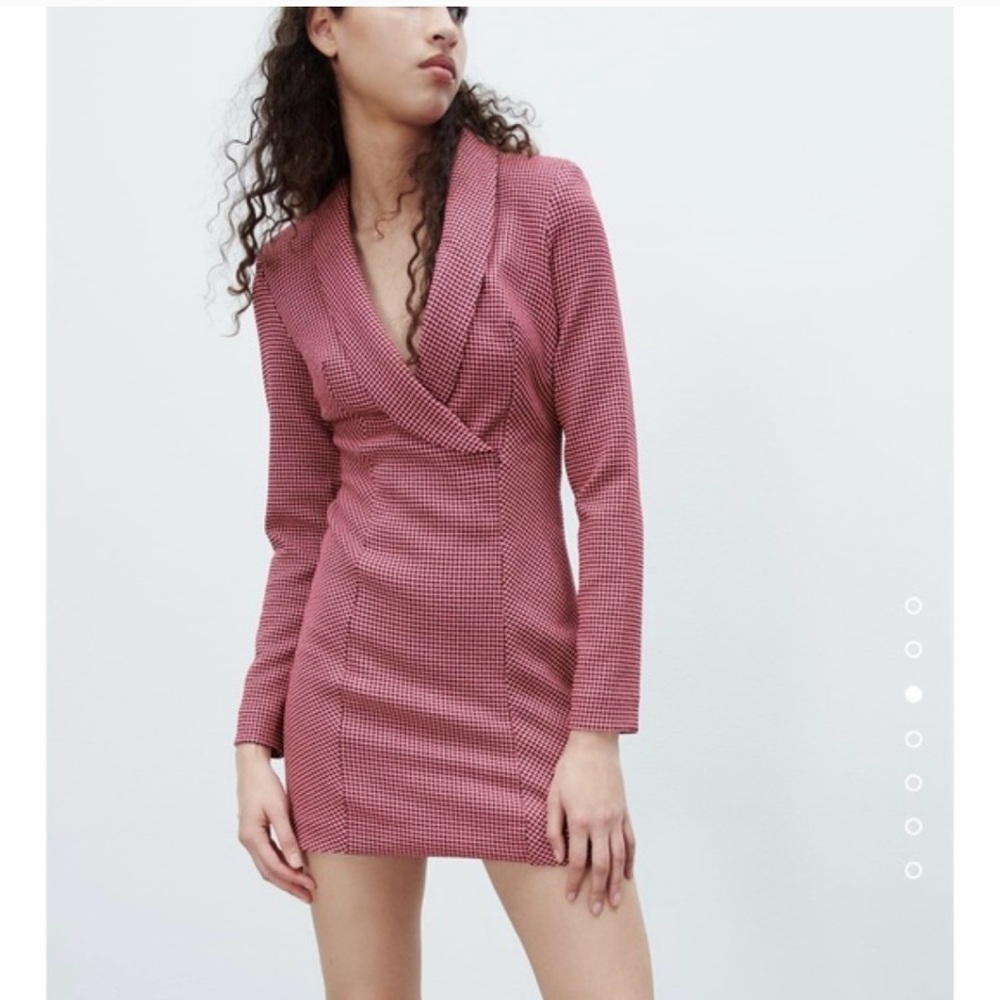 Zara Elegant Houndstooth Pink Dress